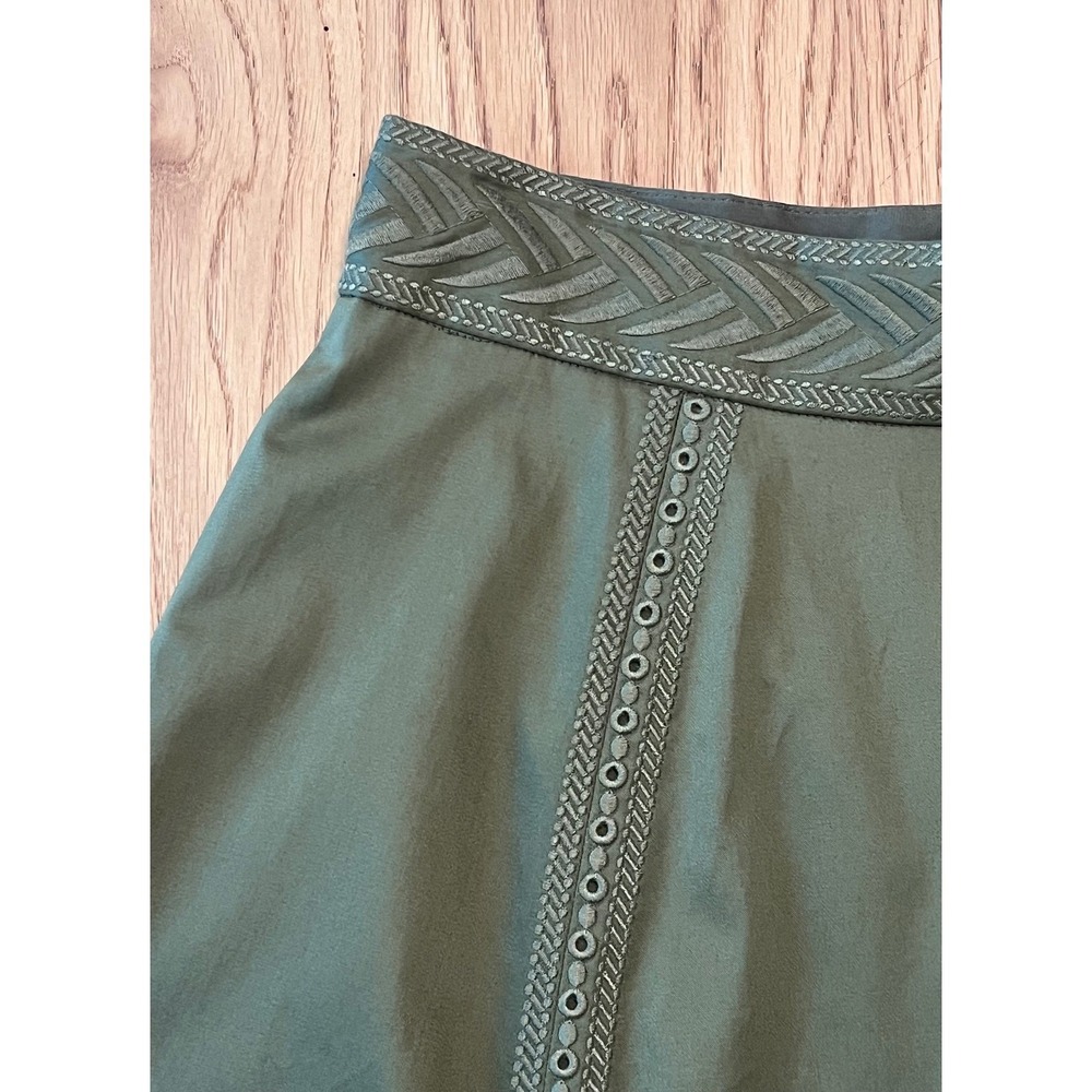 Elie Tahari Daisy Embroidered Poplin Midi Skirt Olive Green Boho-Chic Size 6 - Picture 8 of 10